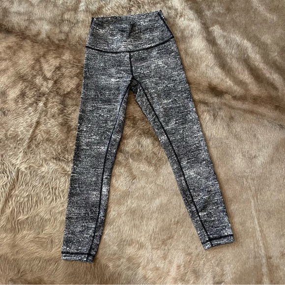 Lululemon Wunder Under Hi-Rise 7/8 Tight 25” Rush Jacquard Black White - Picture 5 of 11